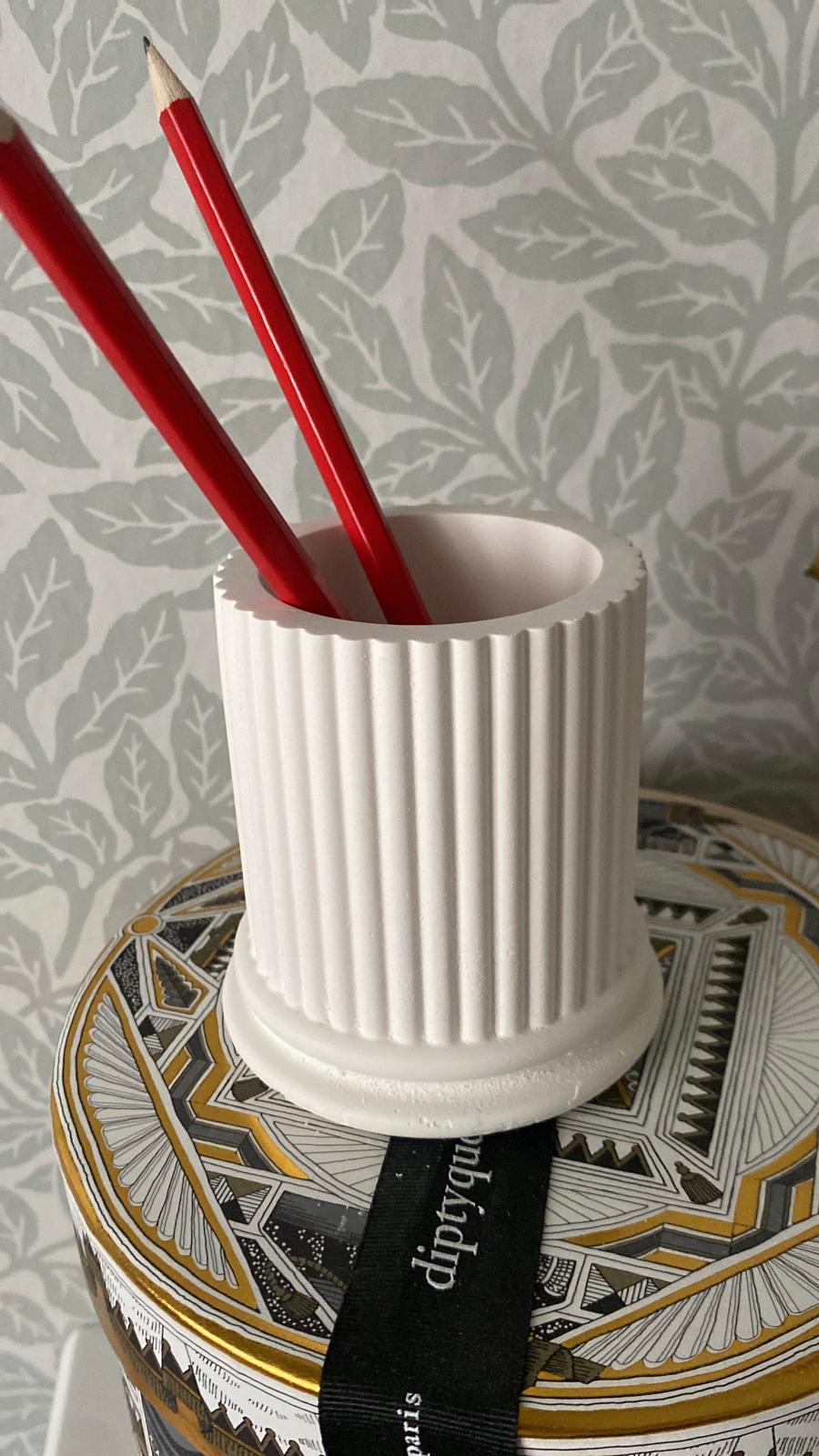 Plaster Architectural Column Pot – Roman Inspired Decorative Sculpture (small)