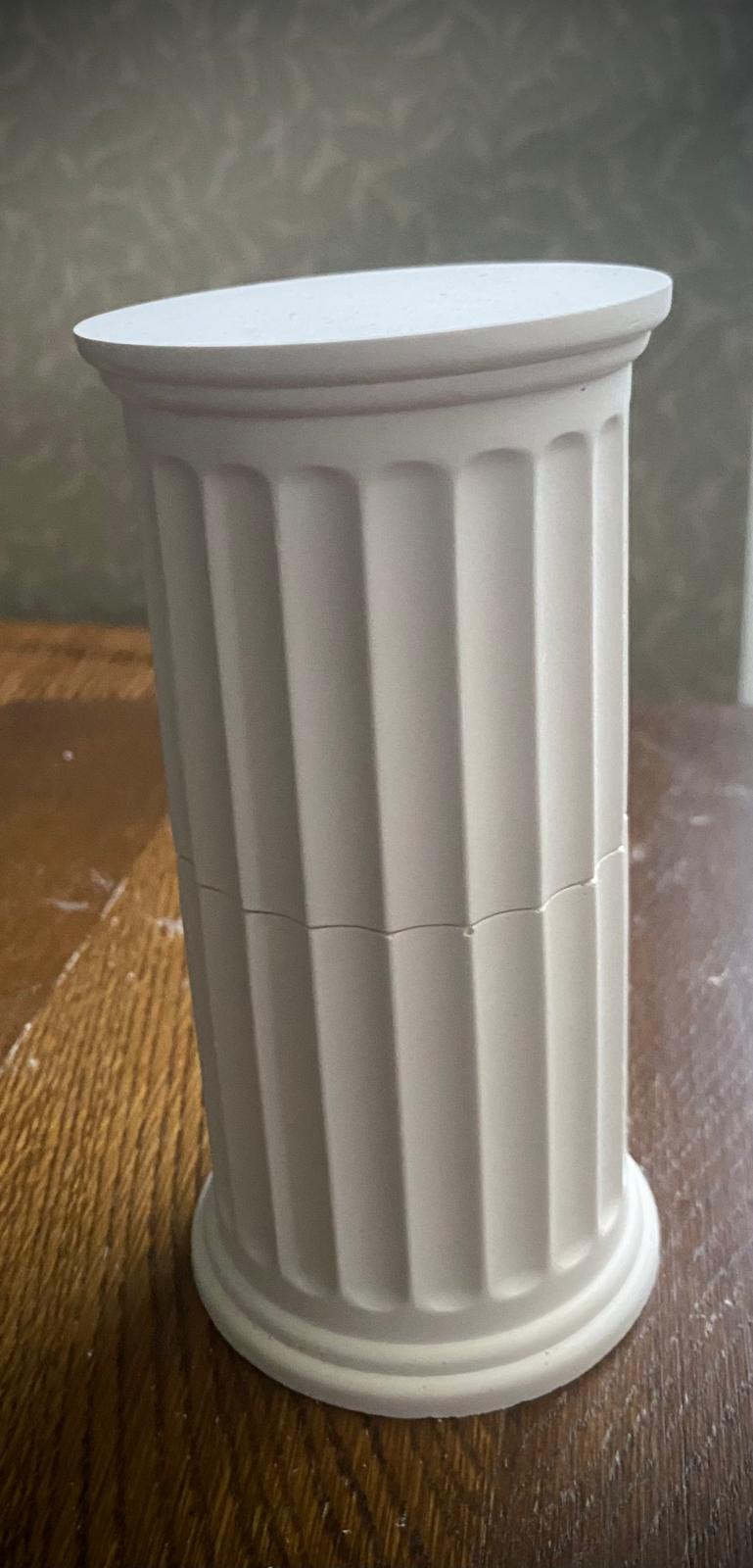 Plaster Architectural Column – Roman Inspired Decorative Sculpture